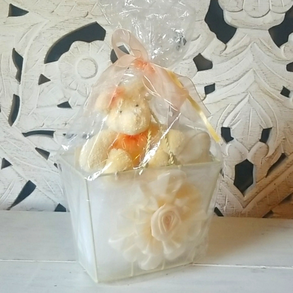Dan Dee Collector's Choice w/tags Spring Easter Bear gift basket